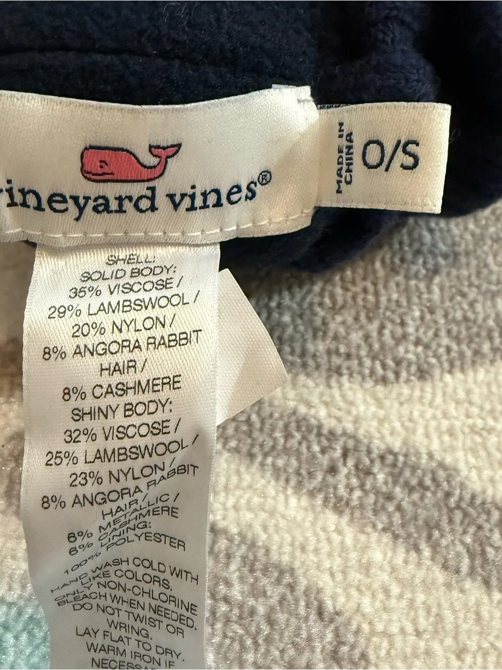 Vineyard Vines Whale Mittens - Navy and White Striped